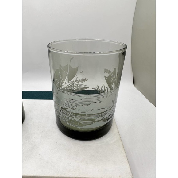 Vintage 1980s Libbey McDonalds Hawaii Promotional Souvenir Glasses - Picture 5 of 10